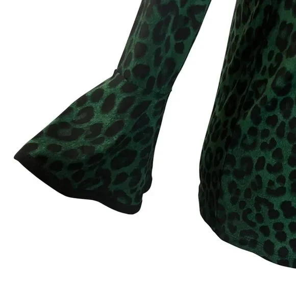 Michael Kors Women's Leopard Print Bell Sleeve Top Green Black Size XS Stretch - Picture 7 of 12